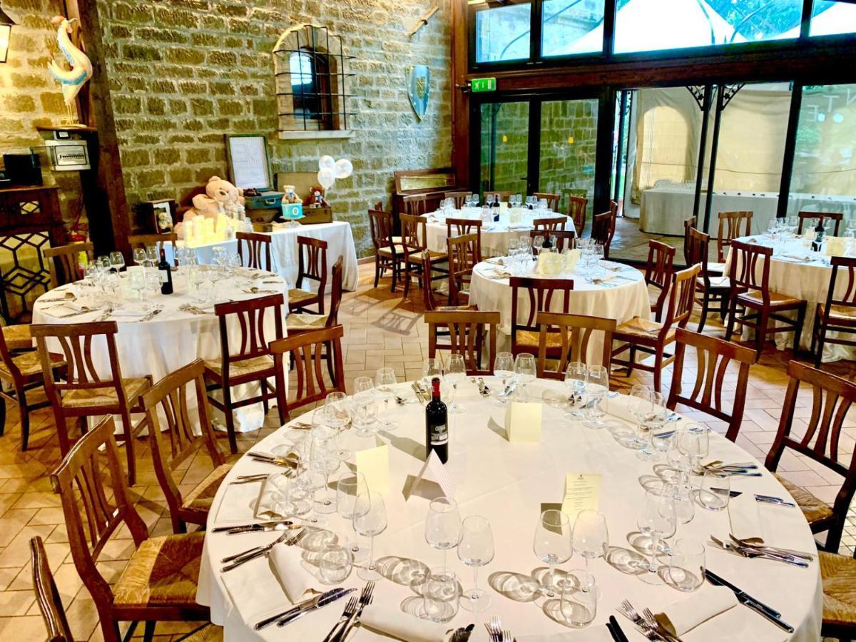 Castello Cortevecchio Γκούμπιο Εξωτερικό φωτογραφία