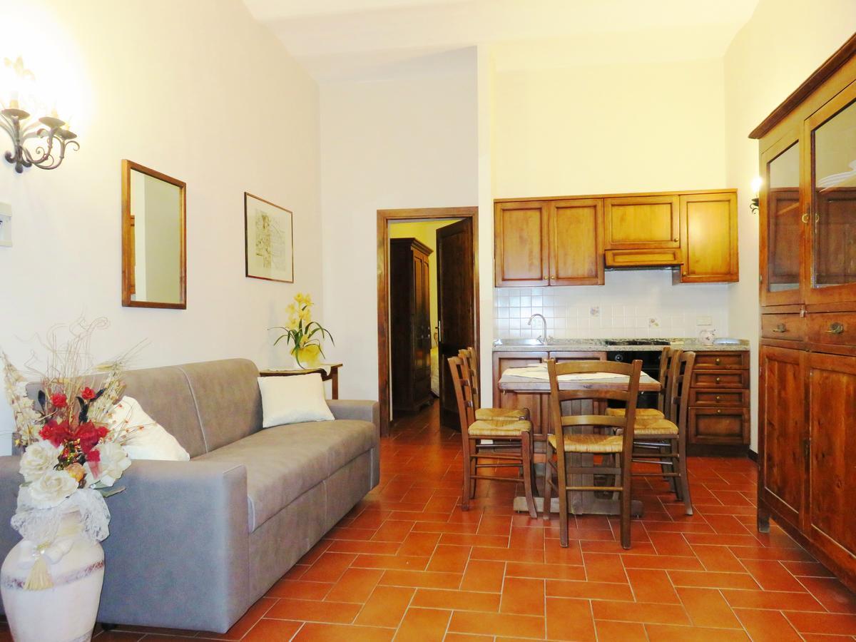 Castello Cortevecchio Γκούμπιο Εξωτερικό φωτογραφία
